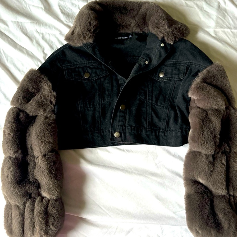 Pretty Little Thing cropped Jean Jacket